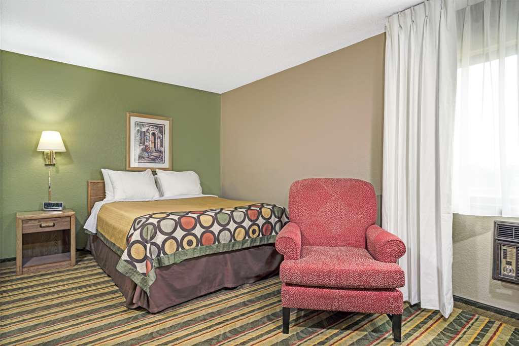 Super 8 By Wyndham Glencoe Hotel Стая снимка